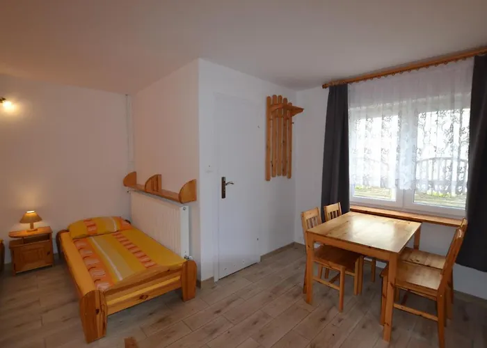 Przystan Pensión 3*