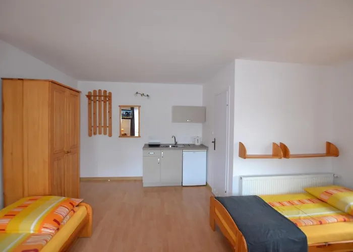 Przystan 3* 미에드지보드지