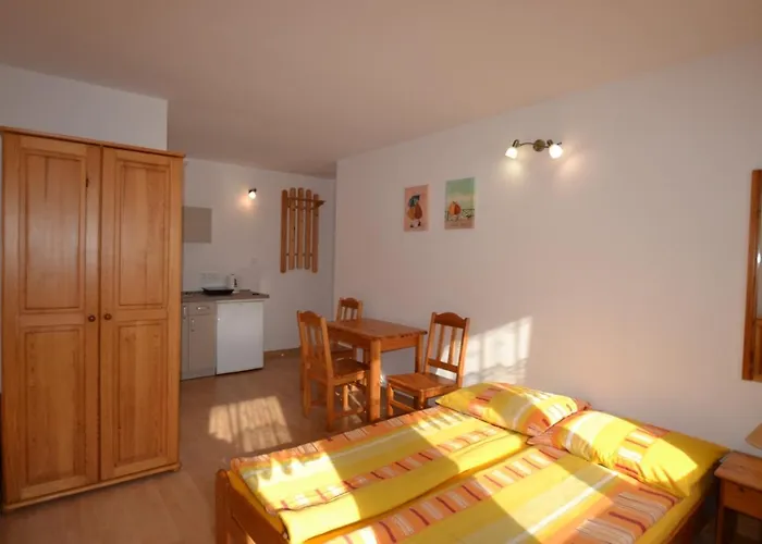 Przystan Pensión 3*